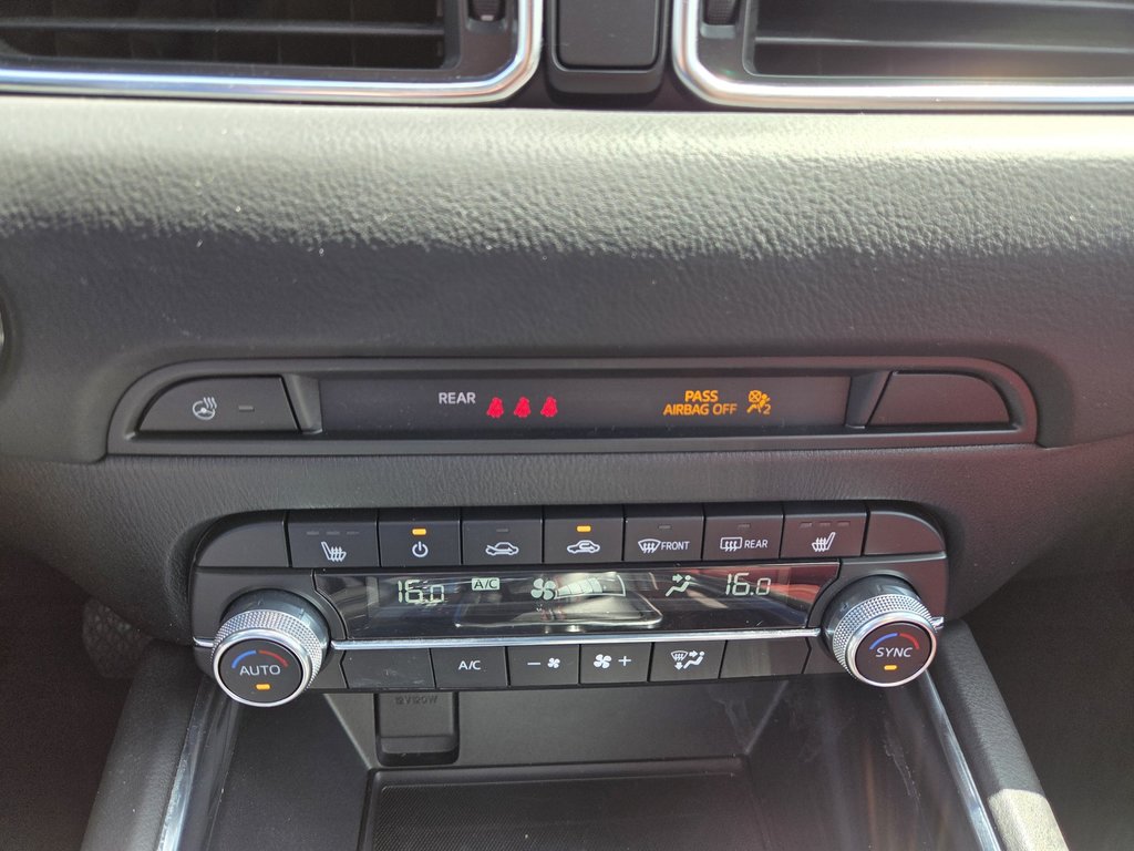 2021 Mazda CX-5 KURO AWD, CUIR, TOIT, CARPLAY in Boucherville, Quebec - 16 - w1024h768px