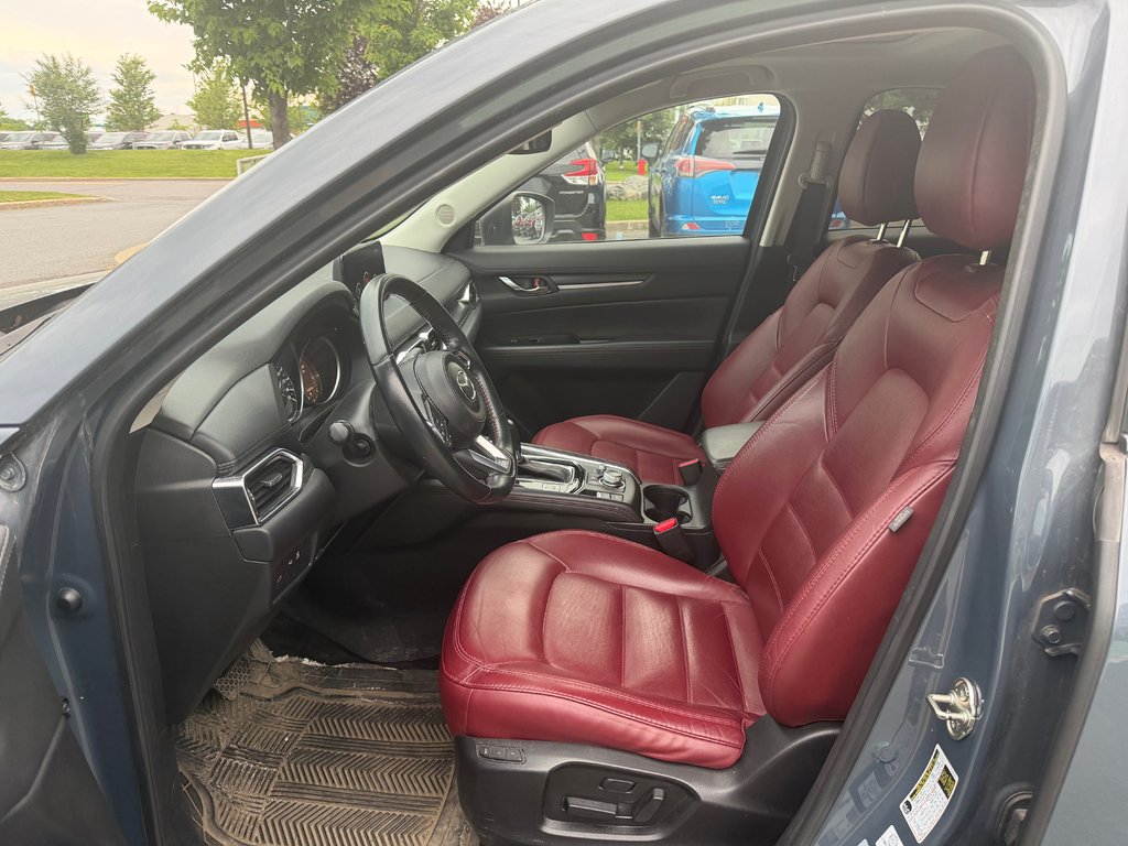 2021 Mazda CX-5 Kuro Edition in Boucherville, Quebec - 5 - w1024h768px