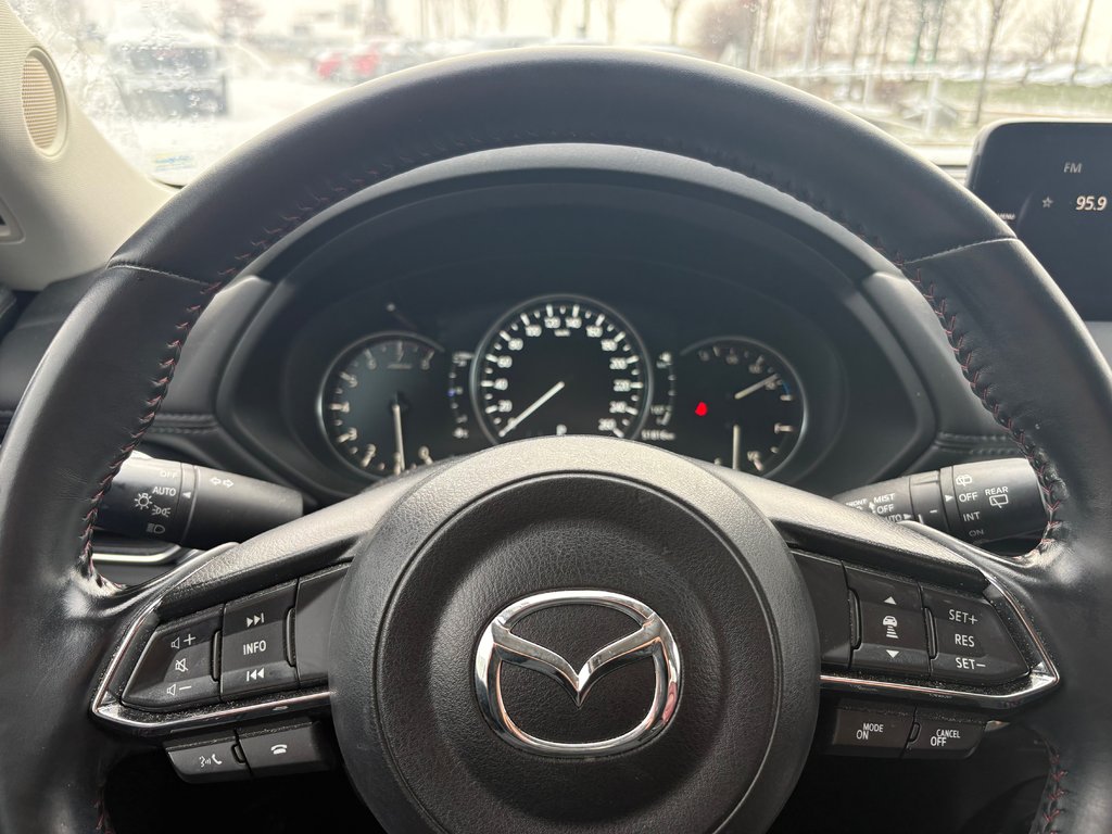 2022 Mazda CX-5 AWD KURO INT ROUGE 1 PROPRIO JAMAIS ACCIDENTÉ in Boucherville, Quebec - 12 - w1024h768px