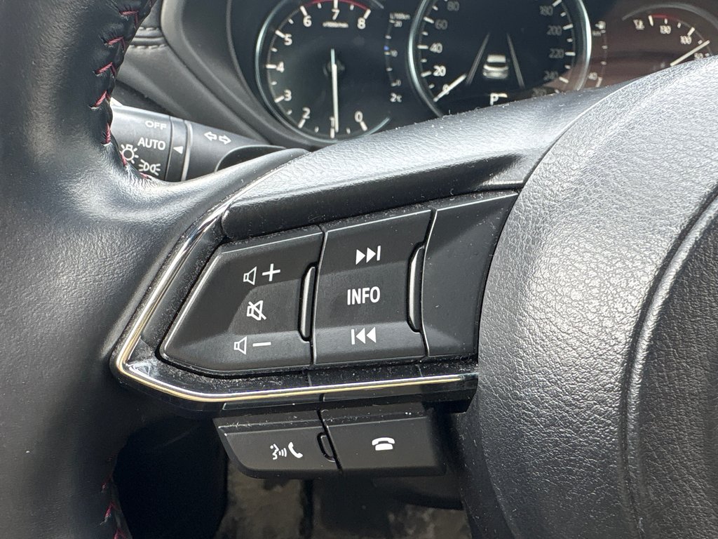 2022 Mazda CX-5 SPORT DESIGN TURBO JAMAIS ACCIDENTÉ 1 PROPRIO in Boucherville, Quebec - 8 - w1024h768px