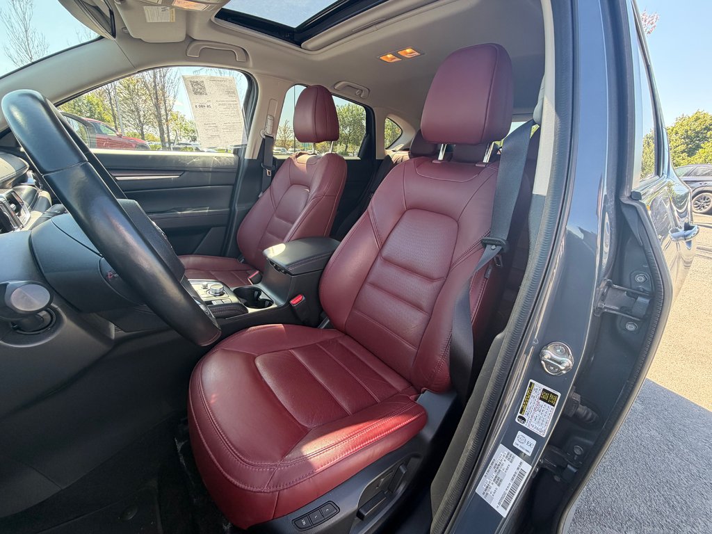 2022 Mazda CX-5 KURO 1 PROPRIO AWD CUIR TOIT JAMAIS ACCIDENTÉ in Boucherville, Quebec - 9 - w1024h768px