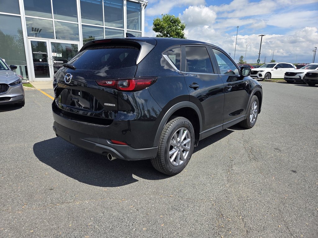 Mazda CX-5 GX 2023 à Boucherville, Québec - 11 - w1024h768px
