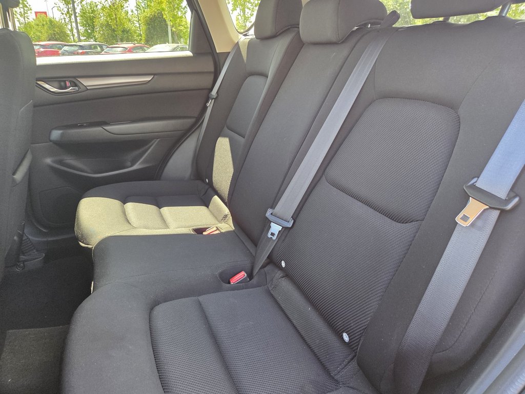 Mazda CX-5 GX 2023 à Boucherville, Québec - 16 - w1024h768px