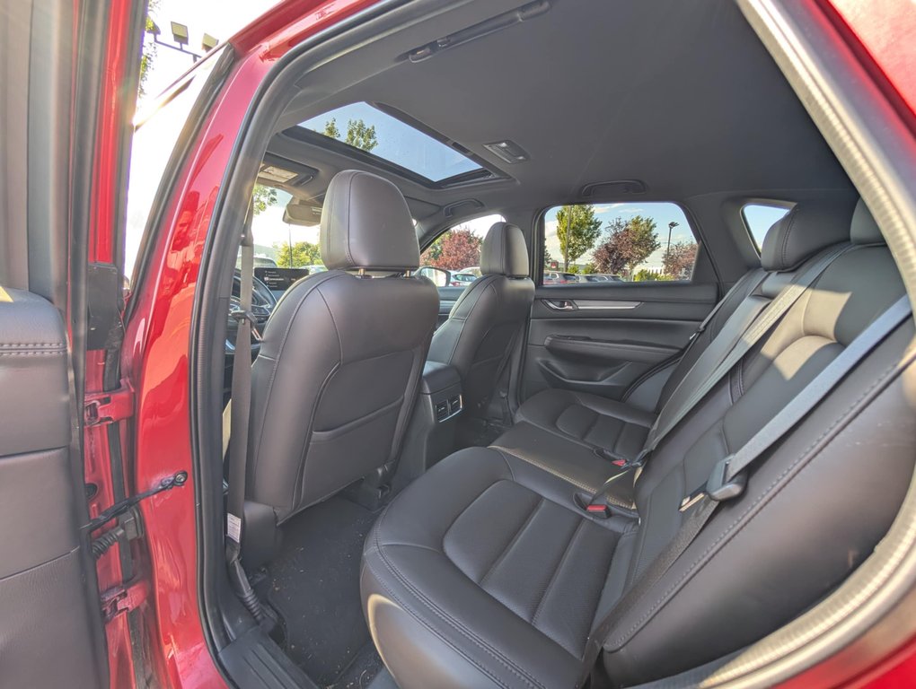 Mazda CX-5 Signature, NAV, BOSE, GARANTIE 2023 à Boucherville, Québec - 12 - w1024h768px