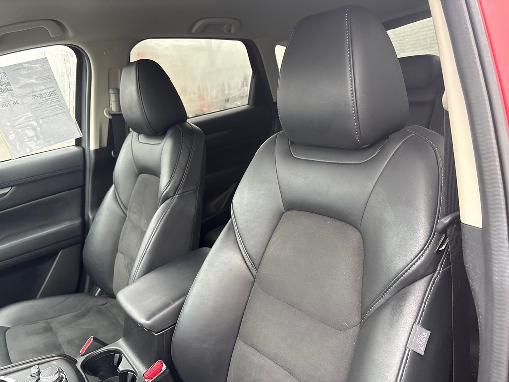 2023 Mazda CX-5 GS AWD JAMAIS ACCIDENTÉ 1 PROPRIO in Boucherville, Quebec - 27 - w1024h768px