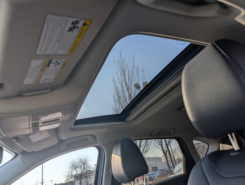 Mazda CX-5 GS CONFORT AWD TOIT JAMAIS ACCIDENTÉ 2023 à Boucherville, Québec - 15 - w1024h768px