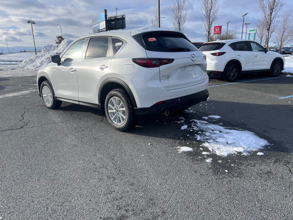 Mazda CX-5 GX 2024 à Boucherville, Québec - 3 - w1024h768px