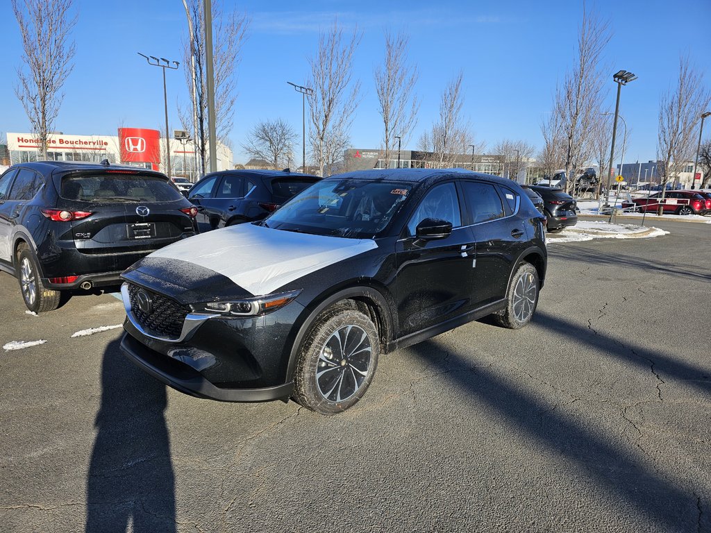 Mazda CX-5 GS 2024 à Boucherville, Québec - 1 - w1024h768px