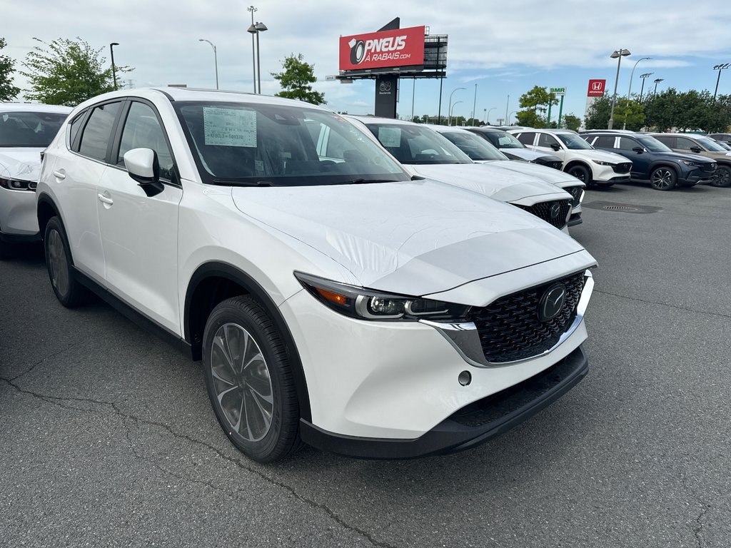 2024 Mazda CX-5 GS in Boucherville, Quebec - 3 - w1024h768px