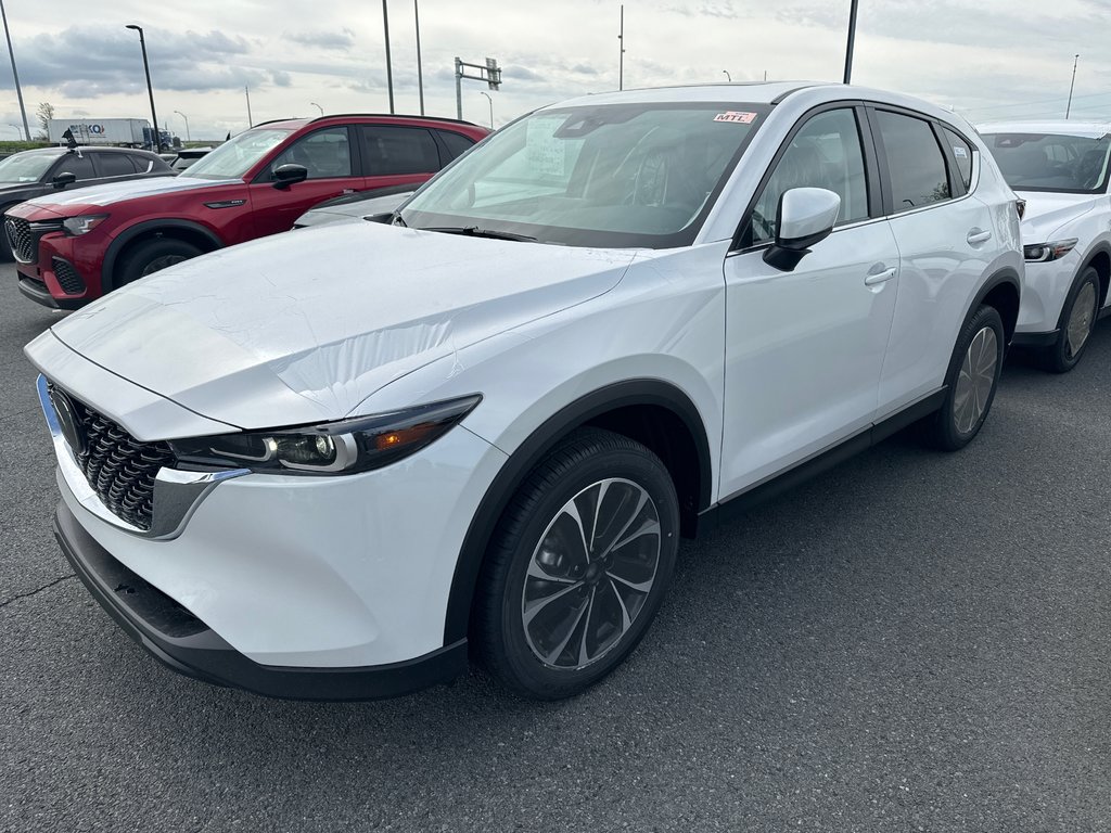 2024 Mazda CX-5 GS in Boucherville, Quebec - 1 - w1024h768px