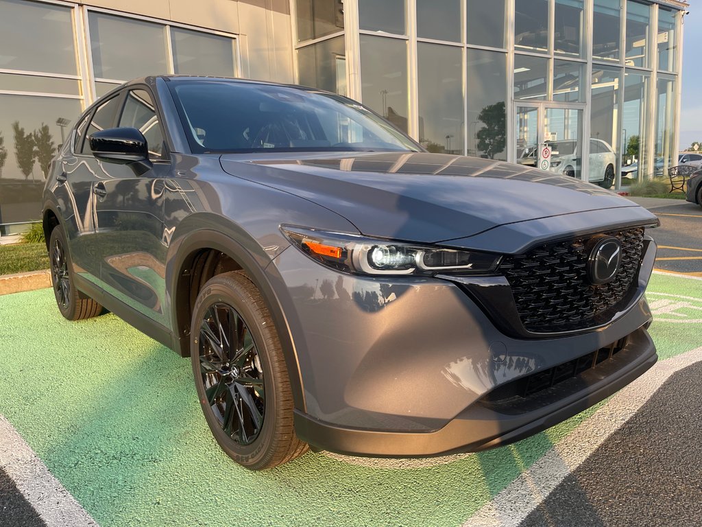 Mazda CX-5 Kuro 2024 à Boucherville, Québec - 3 - w1024h768px