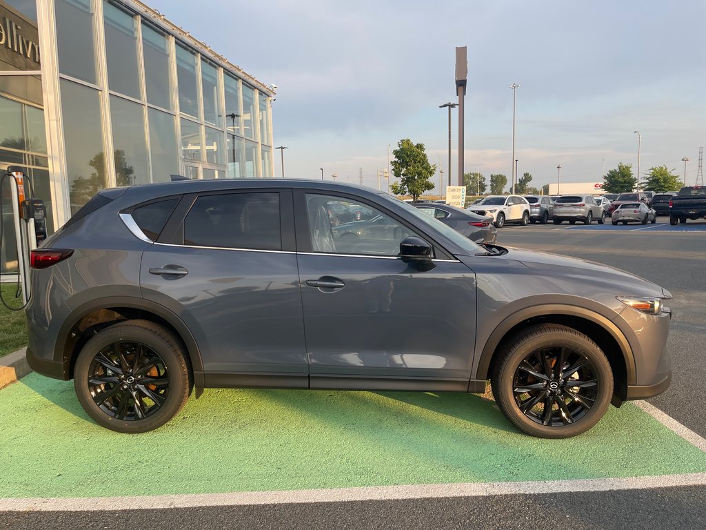 2024 Mazda CX-5 Kuro in Boucherville, Quebec - 4 - w1024h768px