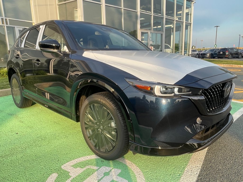 2024 Mazda CX-5 Sport Design in Boucherville, Quebec - 3 - w1024h768px