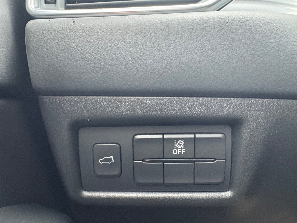 Mazda CX-5 GS CONFORT-TOIT-PNEUS HIVER INCLUS- BAS KILO 2024 à Boucherville, Québec - 11 - w1024h768px