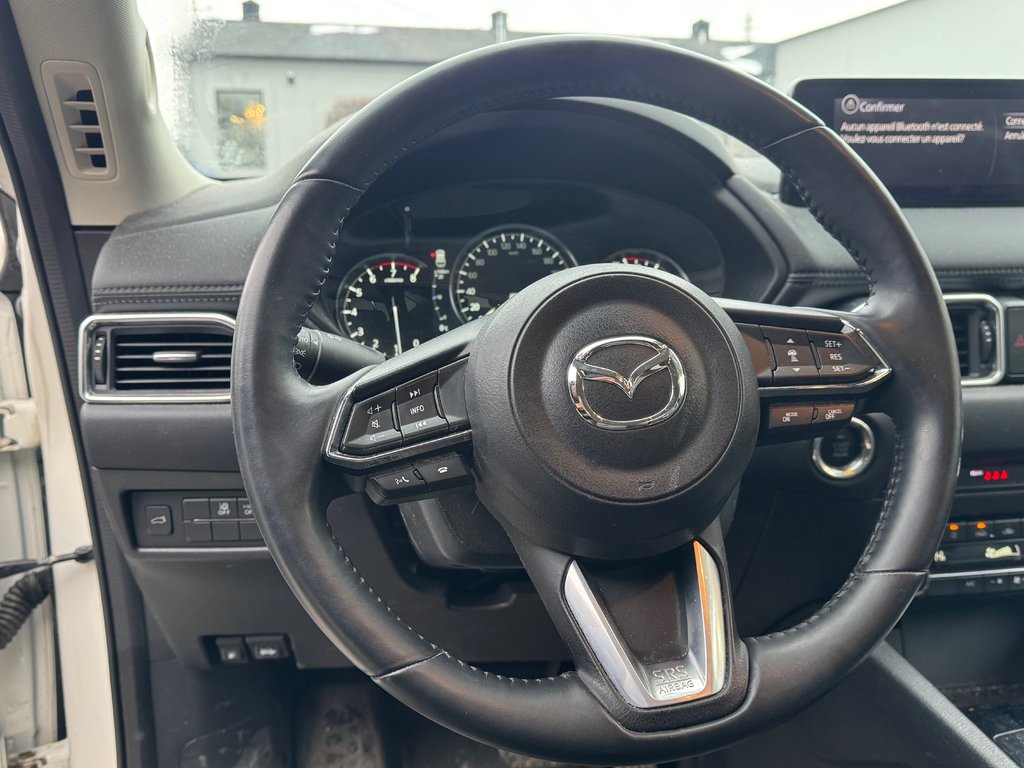 2024 Mazda CX-5 GS AWD Cuir Bas Kilométrage in Terrebonne, Quebec - 13 - w1024h768px