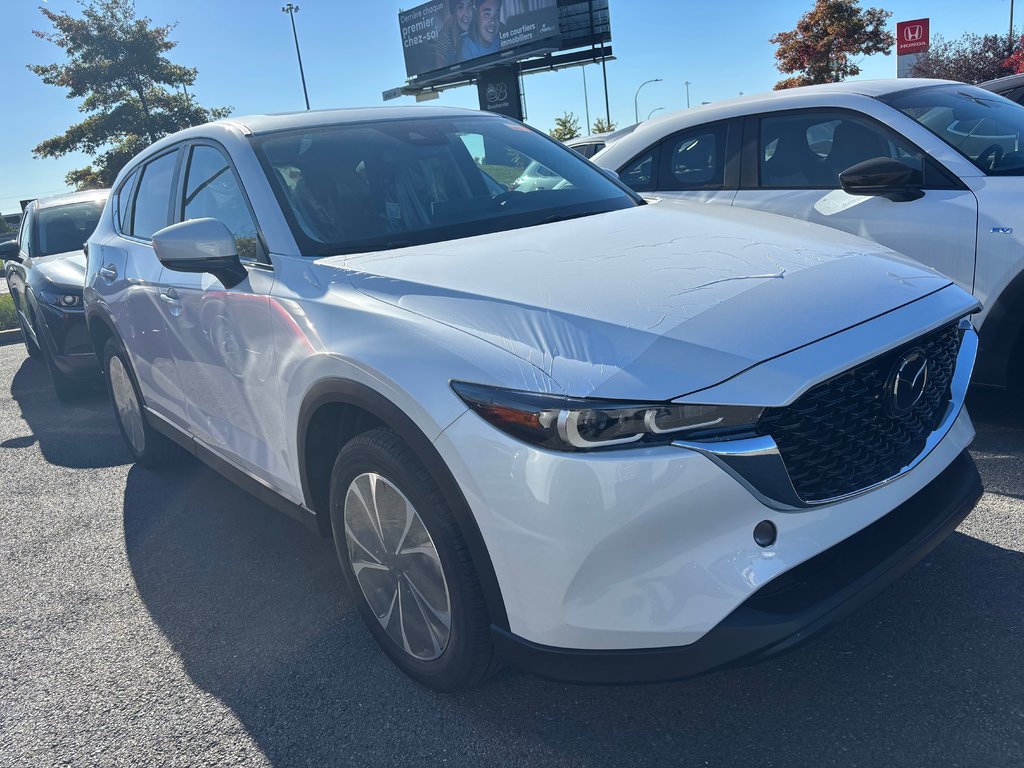 Mazda CX-5 GS 2025 à Boucherville, Québec - 2 - w1024h768px