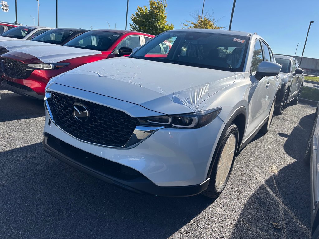 Mazda CX-5 GS 2025 à Boucherville, Québec - 1 - w1024h768px