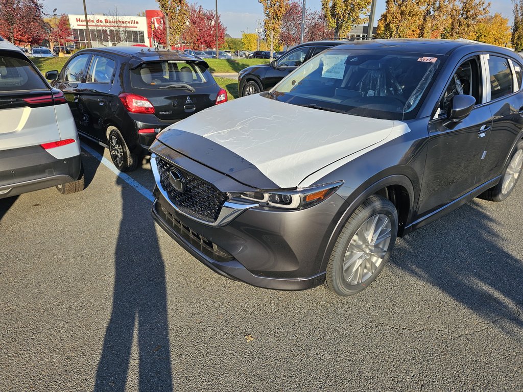 2025 Mazda CX-5 GT in Boucherville, Quebec - 1 - w1024h768px