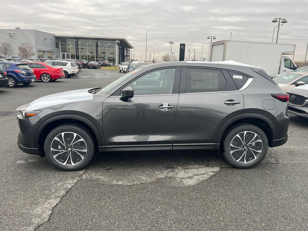 Mazda CX-5 GS 2025 à Boucherville, Québec - 2 - w1024h768px