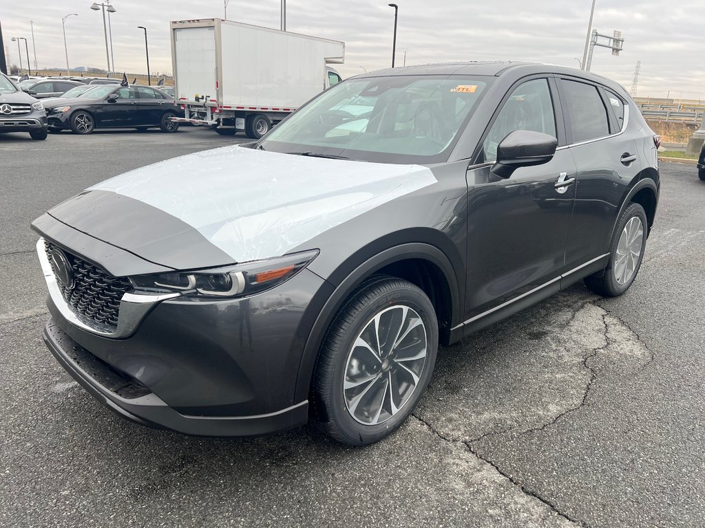 Mazda CX-5 GS 2025 à Boucherville, Québec - 1 - w1024h768px