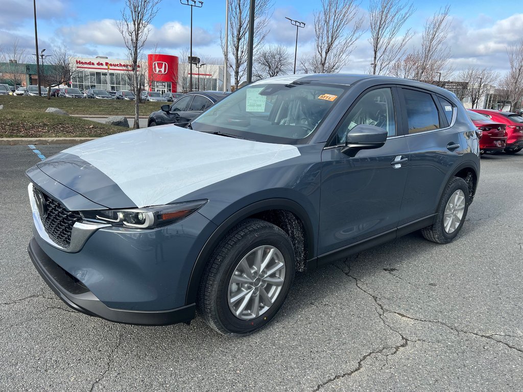 Mazda CX-5 GS 2025 à Boucherville, Québec - 2 - w1024h768px