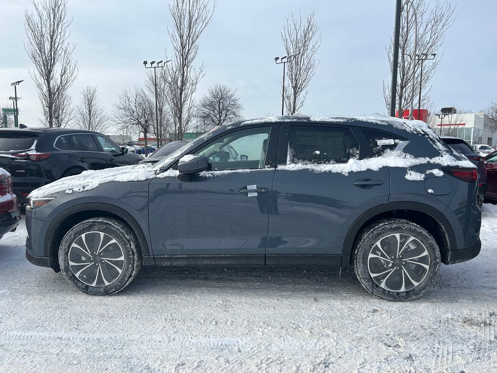 2025 Mazda CX-5 GS in Boucherville, Quebec - 2 - w1024h768px