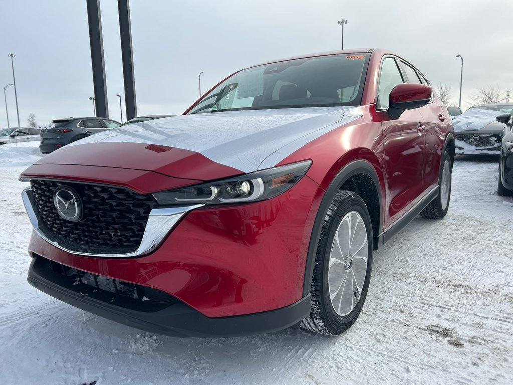 Mazda CX-5 GS 2025 à Boucherville, Québec - 1 - w1024h768px