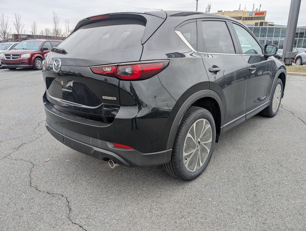 Mazda CX-5 GS 2025 à Boucherville, Québec - 2 - w1024h768px