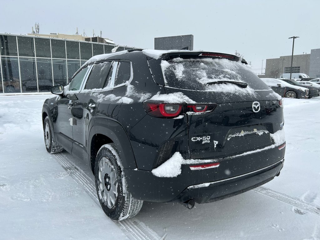 Mazda CX-50 Hybrid Kuro 2025 à Boucherville, Québec - 2 - w1024h768px