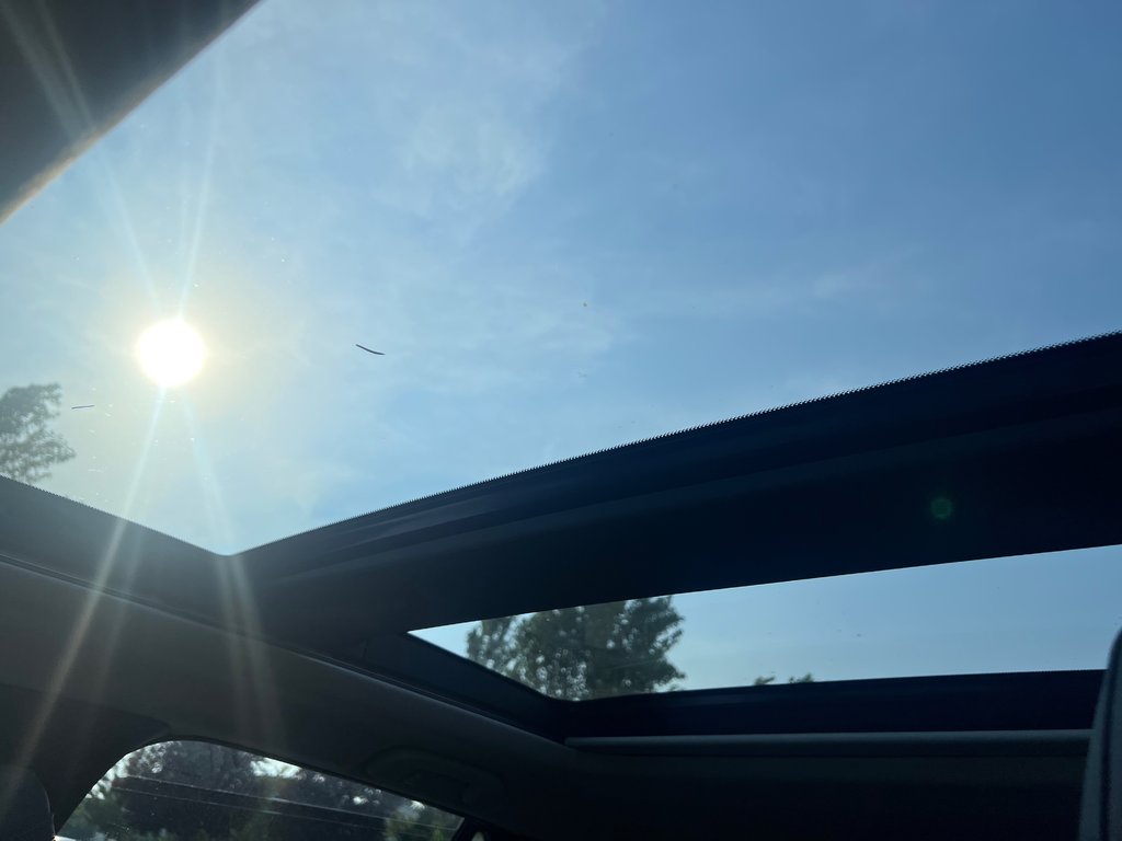 2023 Mazda CX-50 GT AWD TOIT PANO CUIR in Boucherville, Quebec - 11 - w1024h768px