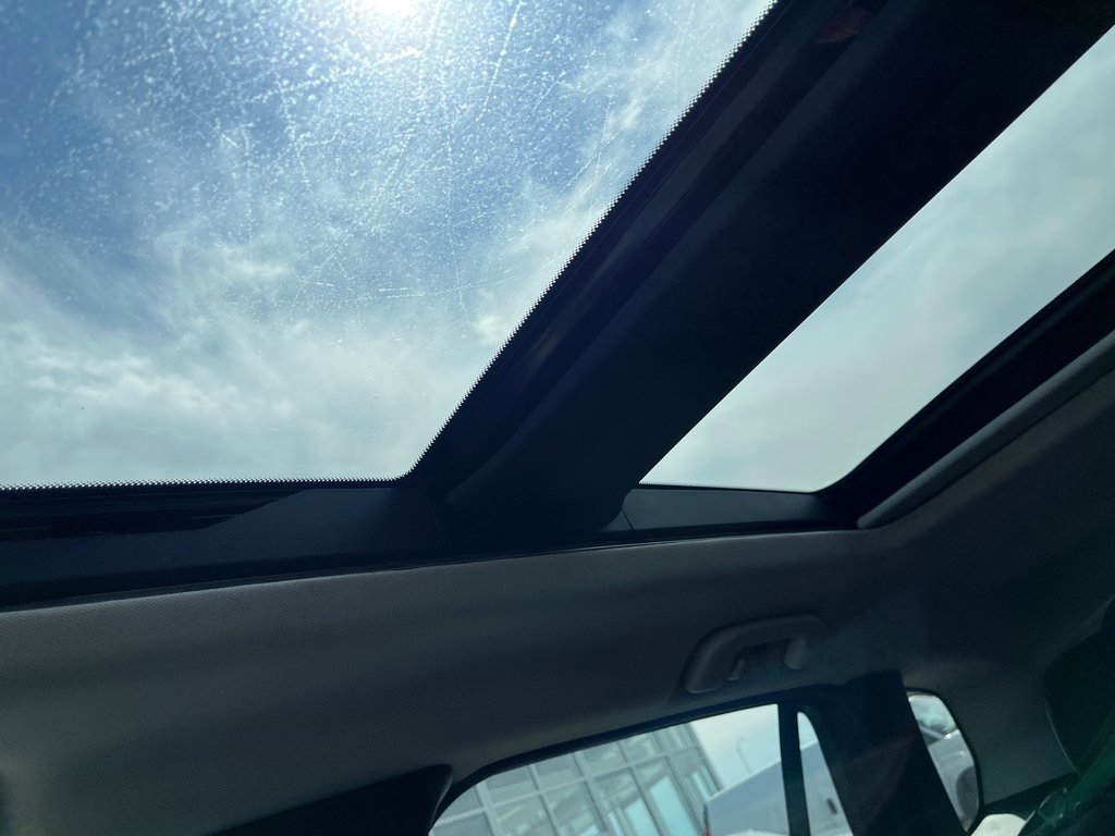 2023 Mazda CX-50 GT-TURBO, CUIR, TOIT, NAV in Boucherville, Quebec - 12 - w1024h768px