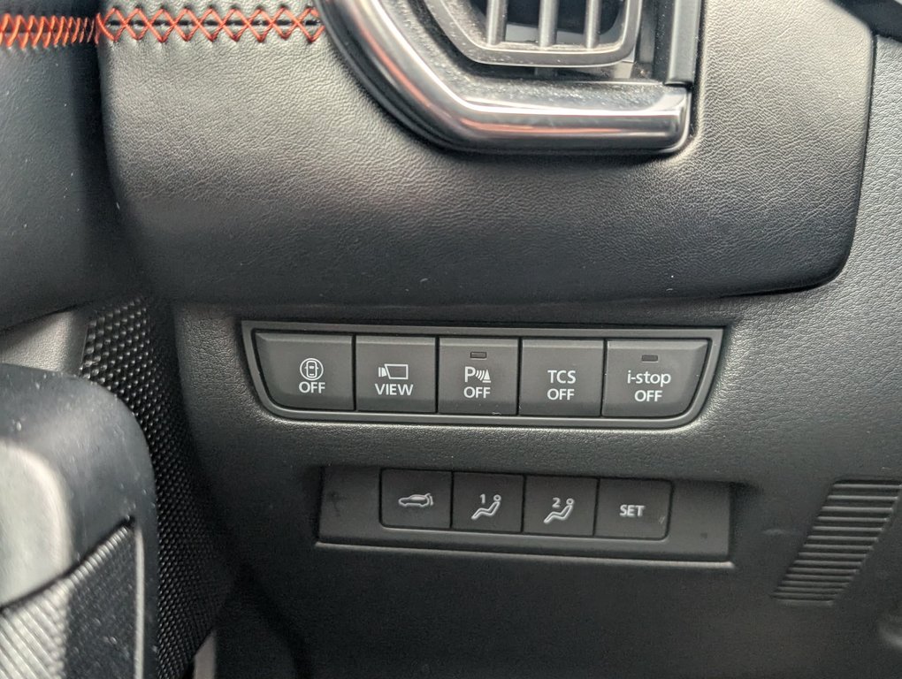 2023 Mazda CX-50 GT TURBO GARANTIE CUIR TOIT PANO 1 PROPRIO in Boucherville, Quebec - 12 - w1024h768px