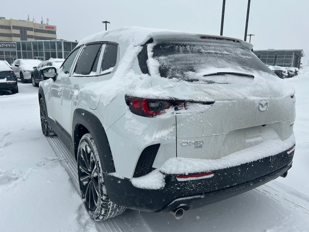 2025 Mazda CX-50 GT in Boucherville, Quebec - 3 - w1024h768px