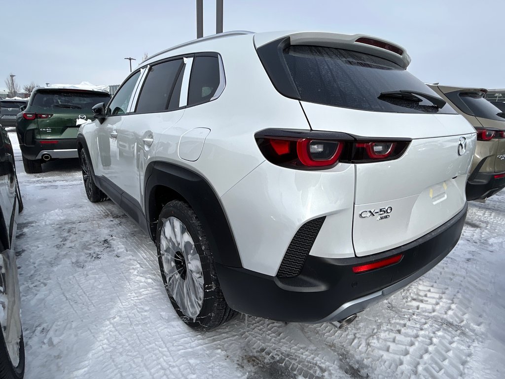 2025 Mazda CX-50 GS-L in Boucherville, Quebec - 3 - w1024h768px