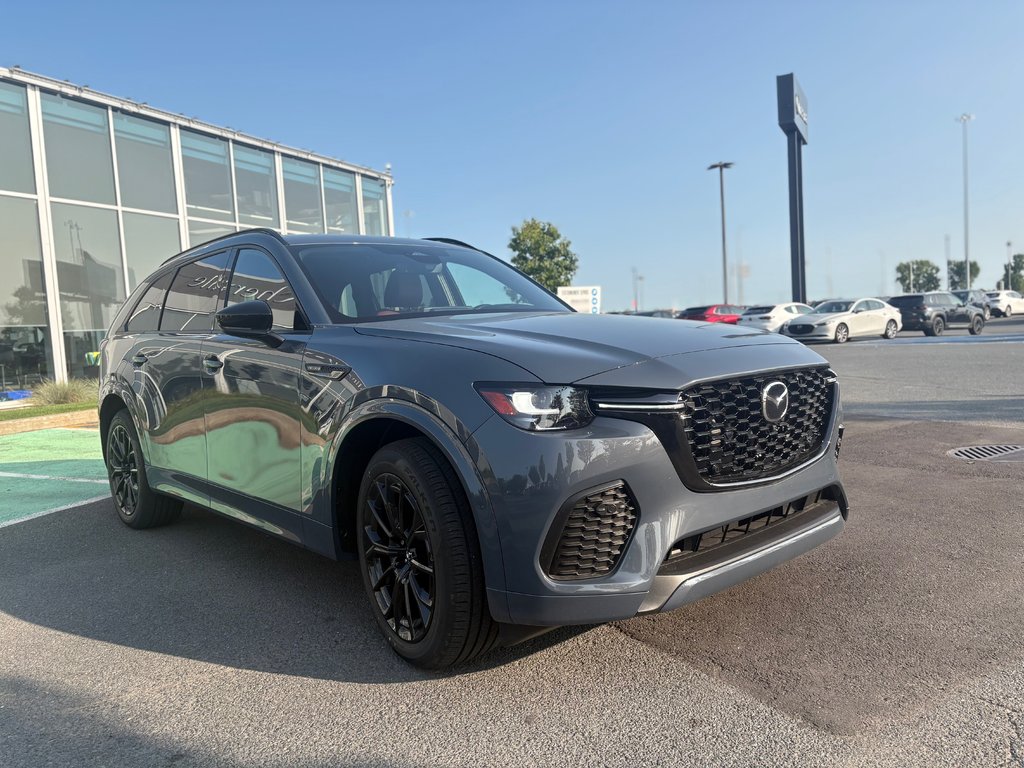 2025 Mazda CX-70 MHEV GT-P in Boucherville, Quebec - 6 - w1024h768px