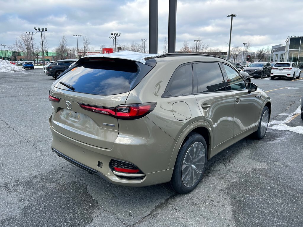 Mazda CX-70 Plug-In Hybrid GT 2025 à Boucherville, Québec - 4 - w1024h768px