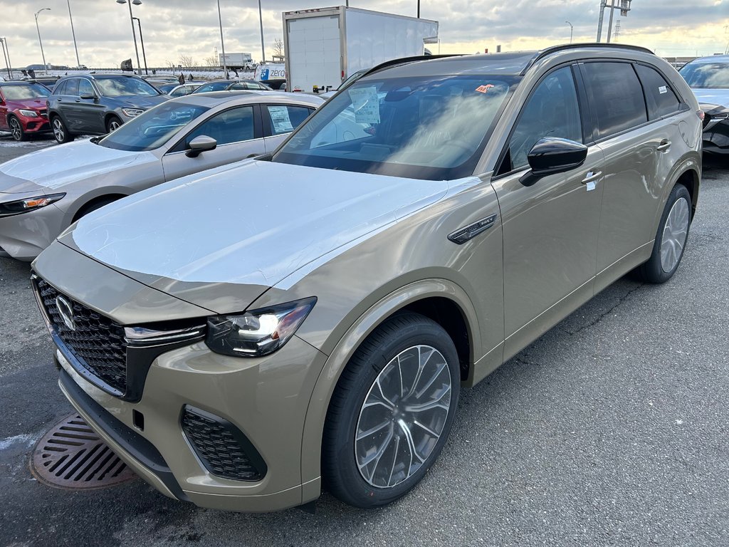 Mazda CX-70 Plug-In Hybrid GT 2025 à Boucherville, Québec - 2 - w1024h768px