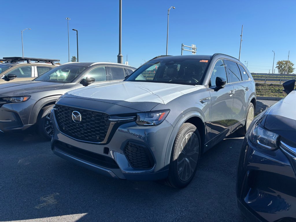 Mazda CX-70 Plug-In Hybrid GT 2025 à Boucherville, Québec - 1 - w1024h768px