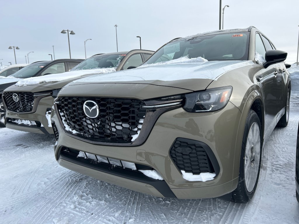 Mazda CX-70 Plug-In Hybrid GT 2025 à Boucherville, Québec - 1 - w1024h768px