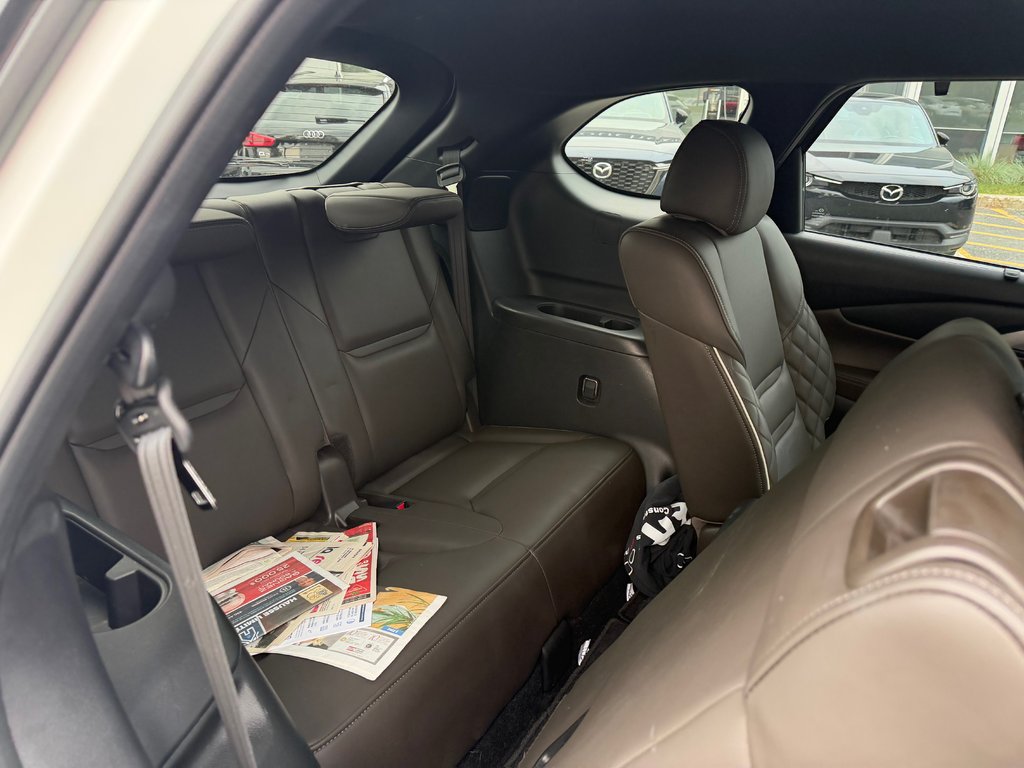 Mazda CX-9 Signature JAMAIS ACCIDENTÉ 1 PRORPIO BAS KM 2021 à Boucherville, Québec - 17 - w1024h768px