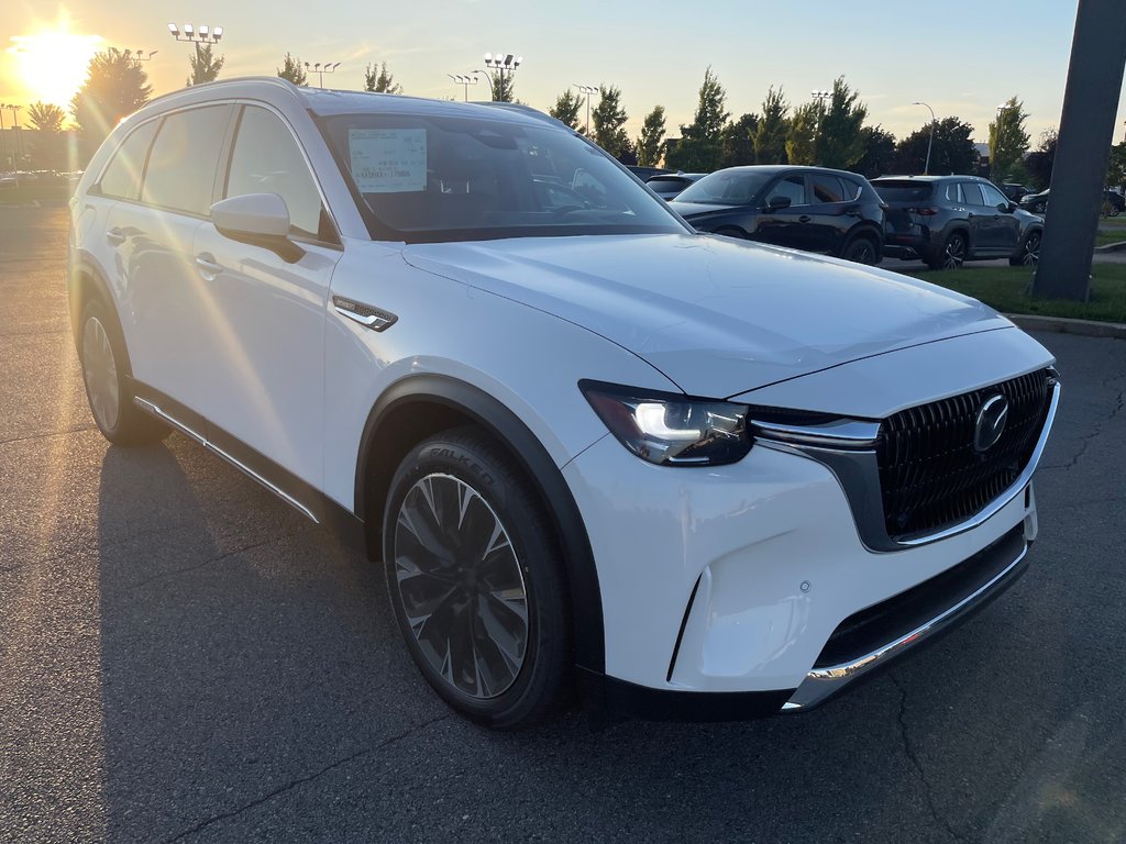 2024 Mazda CX-90 Hybrid GT in Boucherville, Quebec - 3 - w1024h768px