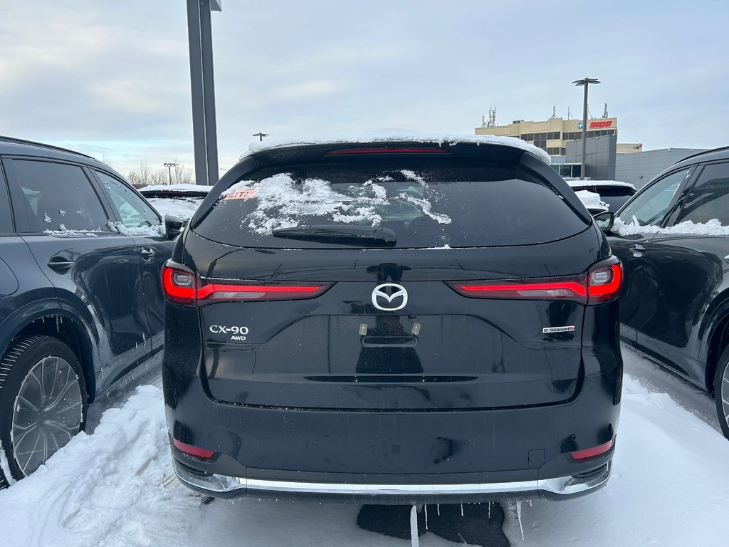 2025 Mazda CX-90 Hybrid Signature in Boucherville, Quebec - 2 - w1024h768px