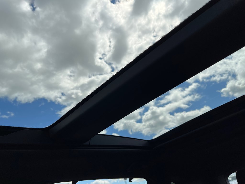 2025 Mazda CX-90 PHEV GT in Boucherville, Quebec - 7 - w1024h768px