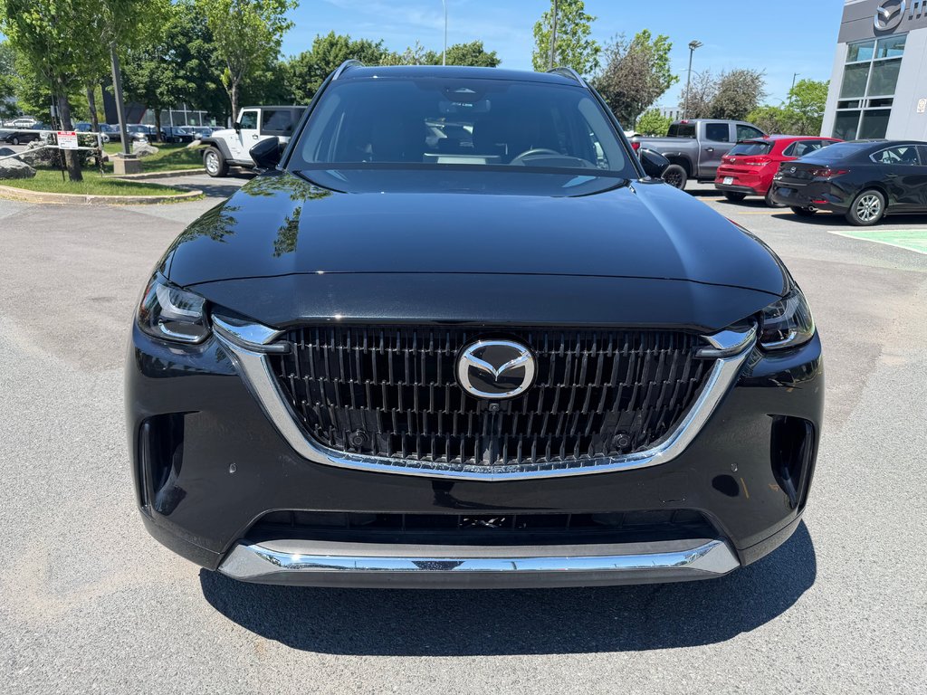 Mazda CX-90 PHEV Signature DEMO PHEV 2026 à Boucherville, Québec - 3 - w1024h768px