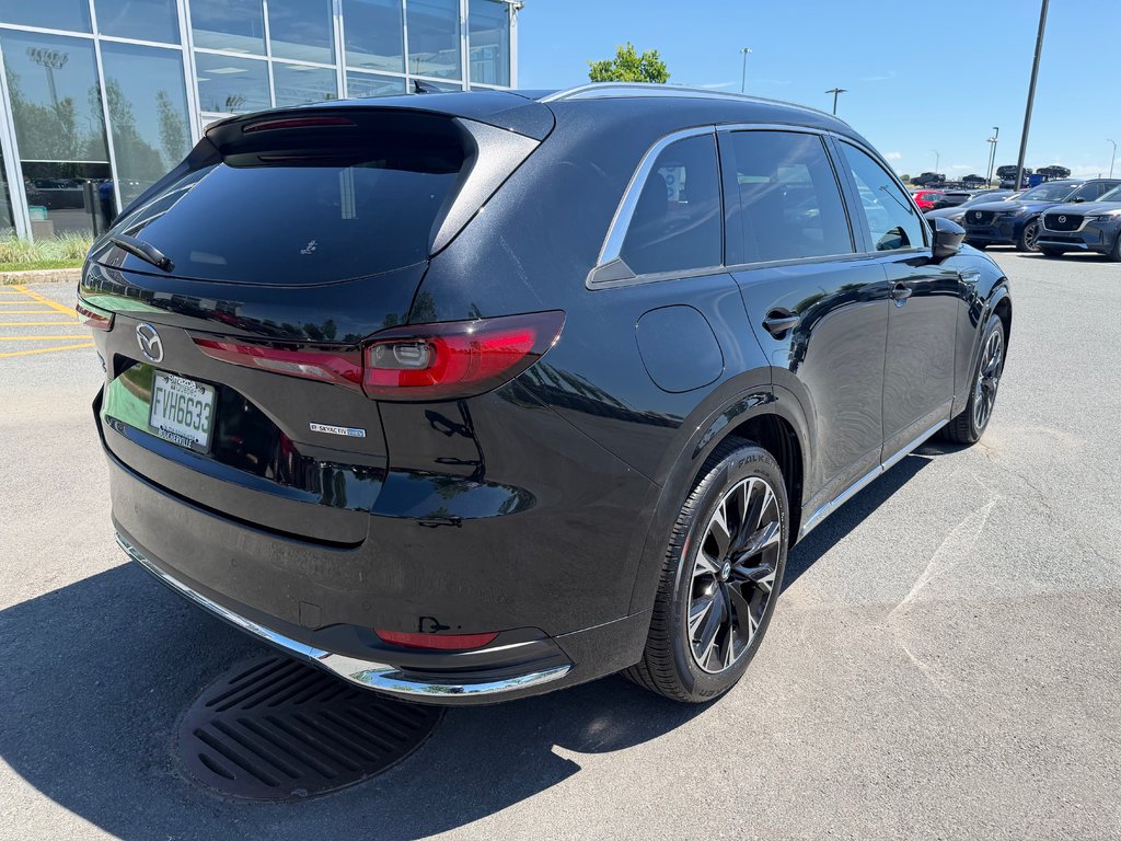 Mazda CX-90 PHEV Signature DEMO PHEV 2026 à Boucherville, Québec - 12 - w1024h768px