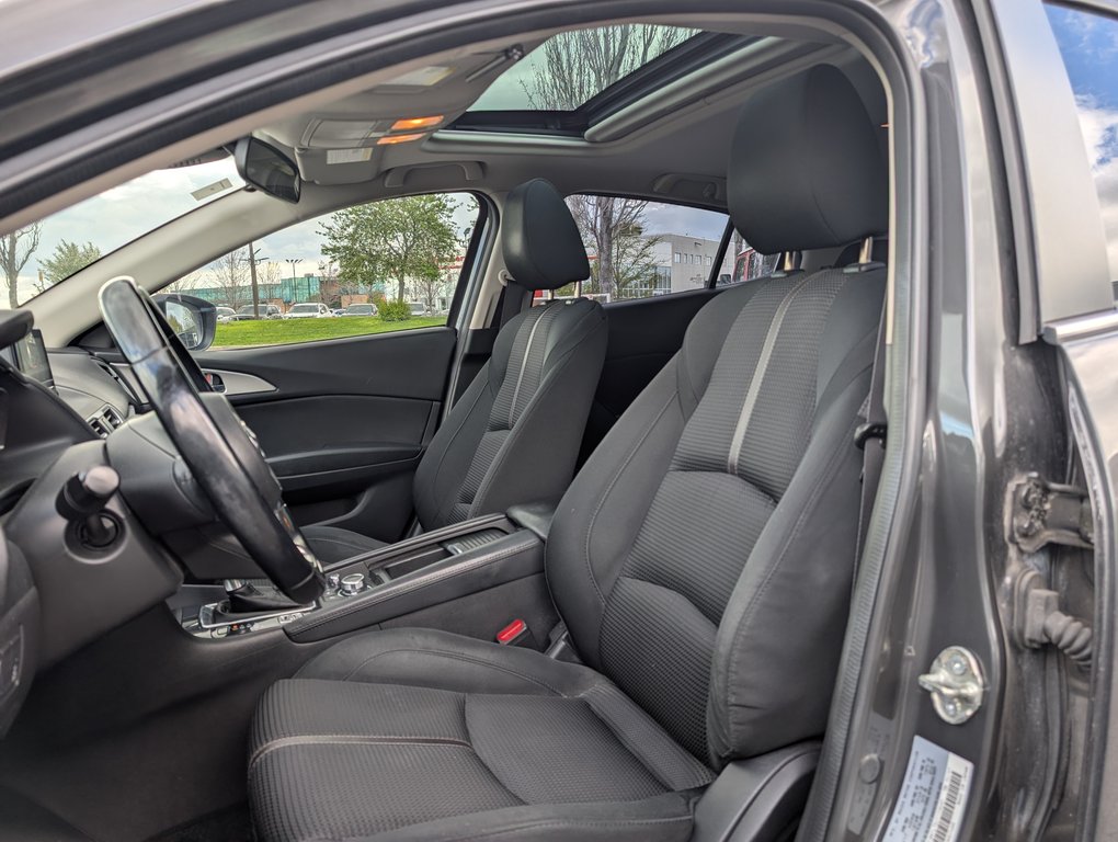 Mazda Mazda3 Sport GS AUTOMATIQUE TOIT OUVRANT BAS KM 2018 à Boucherville, Québec - 17 - w1024h768px
