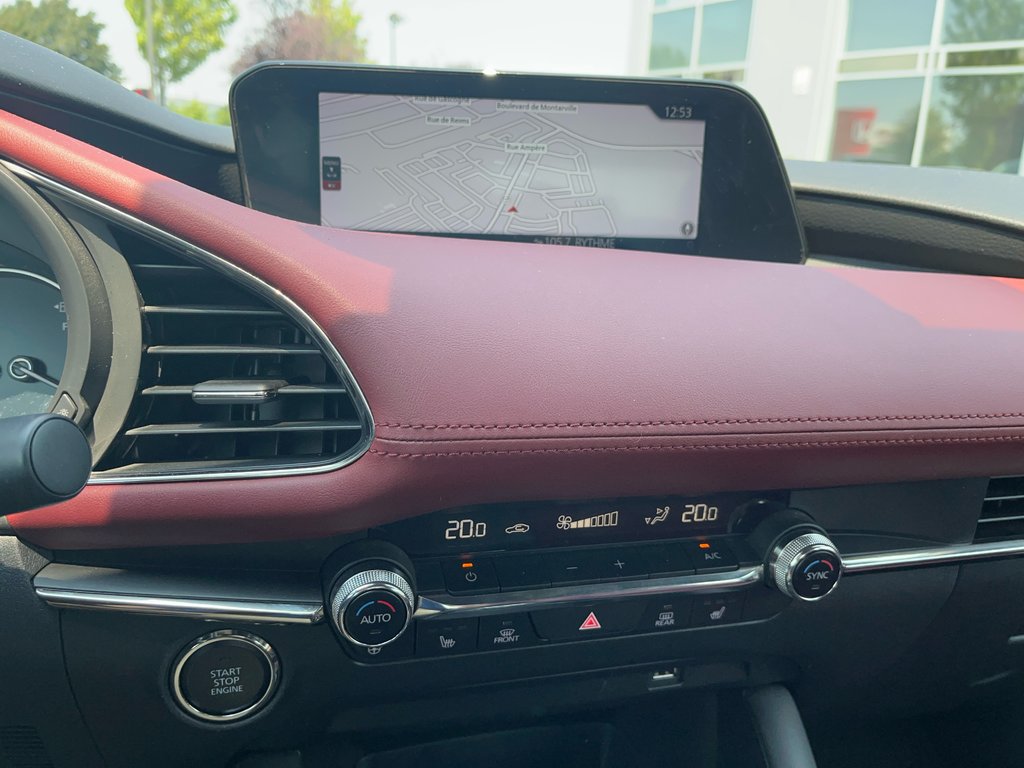 2021 Mazda Mazda3 Sport GT, CUIR ROUGE, BAS KM in Boucherville, Quebec - 14 - w1024h768px