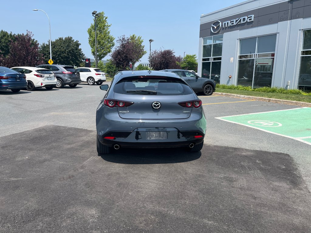 2021 Mazda Mazda3 Sport GT, CUIR ROUGE, BAS KM in Boucherville, Quebec - 11 - w1024h768px