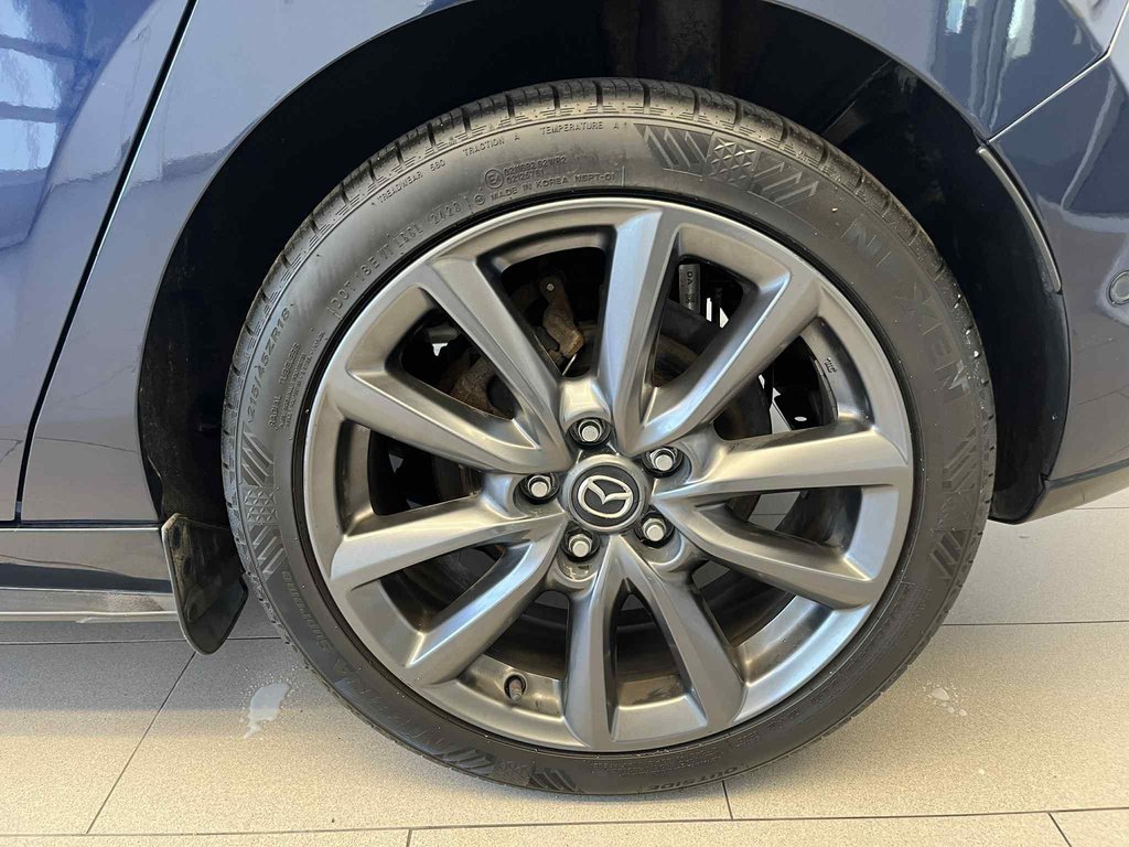 2021 Mazda Mazda3 Sport GT AWD in Boucherville, Quebec - 13 - w1024h768px