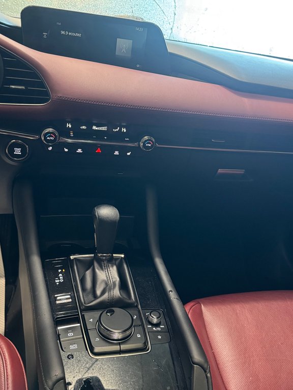 Mazda Mazda3 Sport Hatchback GT Turbo AWD Cuir Bose Navigation 2021 à Terrebonne, Québec - 16 - w1024h768px